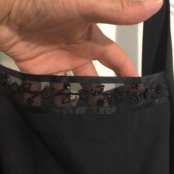 Women’s After 5 Gown - Picture 3 of 9